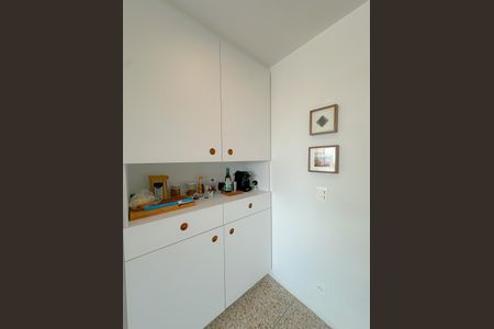 Apartamento à venda com 100m², 2 quartos e 2 vagasCozinha