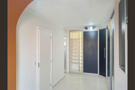 Apartamento à venda com 70m², 2 quartos e 1 vagaSuíte