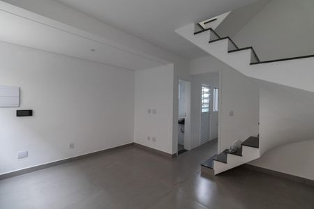 Casa de condomínio à venda com 87m², 2 quartos e 2 vagas Casa de condomínio à venda com 87m², 2 quartos e 2 vagasSala