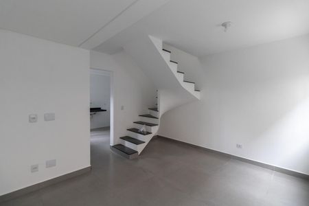 Casa de condomínio à venda com 87m², 2 quartos e 2 vagas Casa de condomínio à venda com 87m², 2 quartos e 2 vagasSala