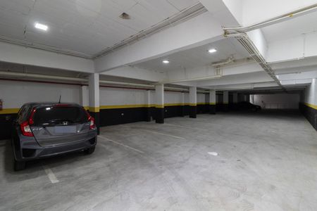 Casa de condomínio à venda com 87m², 2 quartos e 2 vagas Casa de condomínio à venda com 87m², 2 quartos e 2 vagasEstacionamento