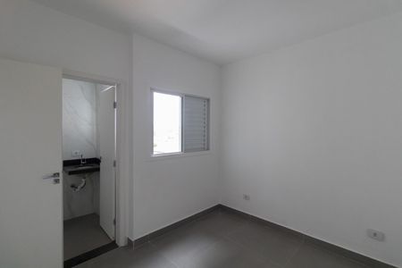 Casa de condomínio à venda com 87m², 2 quartos e 2 vagas Casa de condomínio à venda com 87m², 2 quartos e 2 vagasSuíte