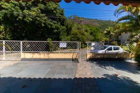 Casa de condomínio à venda com 140m², 3 quartos e 3 vagasVista da Sala