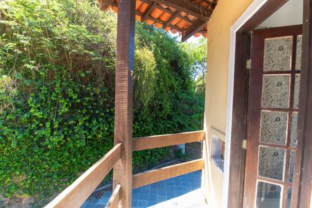 Casa de condomínio à venda com 140m², 3 quartos e 3 vagasVaranda do Quarto 2