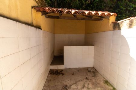 Casa de condomínio à venda com 140m², 3 quartos e 3 vagasÁrea externa
