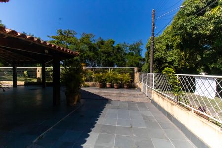 Casa de condomínio à venda com 140m², 3 quartos e 3 vagasÁrea externa