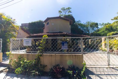 Casa de condomínio à venda com 140m², 3 quartos e 3 vagasPlaquinha 