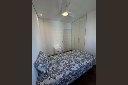 Apartamento à venda com 90m², 3 quartos e 2 vagasQuarto