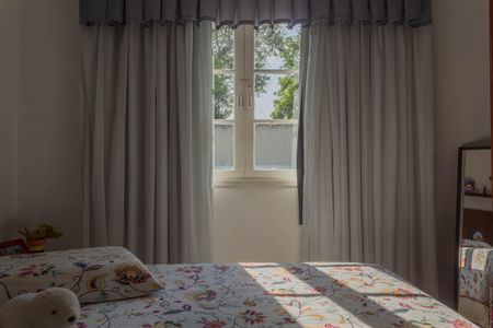 Casa à venda com 186m², 4 quartos e 3 vagas Casa à venda com 186m², 4 quartos e 3 vagasQuarto 2