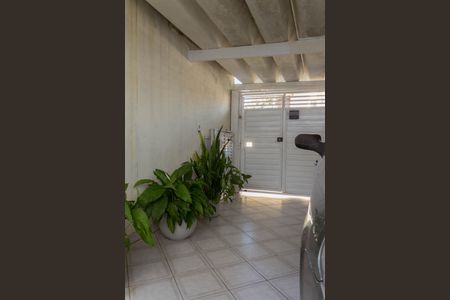 Casa à venda com 186m², 4 quartos e 3 vagas Casa à venda com 186m², 4 quartos e 3 vagasGaragem