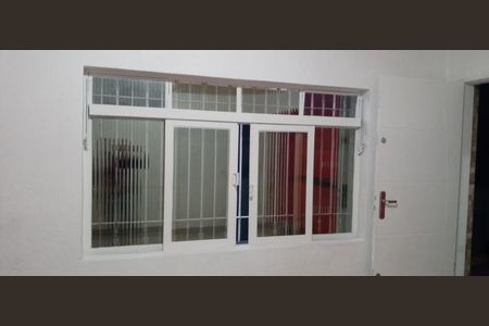 Casa à venda com 220m², 3 quartos e 1 vagaSala