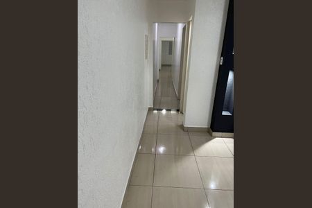 Casa à venda com 220m², 3 quartos e 1 vagaCorredor