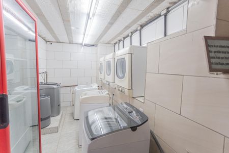 Studio para alugar com 35m², 1 quarto e sem vaga Studio para alugar com 35m², 1 quarto e sem vagaÁrea Comum - Lavanderia