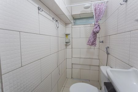 Studio para alugar com 35m², 1 quarto e sem vaga Studio para alugar com 35m², 1 quarto e sem vagaBanheiro Social