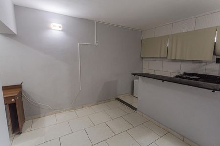 Sala de kitnet/studio para alugar com 1 quarto, 35m² em Santa Efigênia, Belo Horizonte
