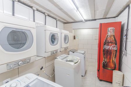 Studio para alugar com 35m², 1 quarto e sem vaga Studio para alugar com 35m², 1 quarto e sem vagaÁrea Comum - Lavanderia