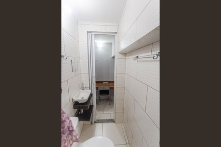 Studio para alugar com 35m², 1 quarto e sem vaga Studio para alugar com 35m², 1 quarto e sem vagaBanheiro Social