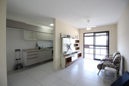 Sala de apartamento à venda com 2 quartos, 68m² em Barra Olímpica, Rio de Janeiro
