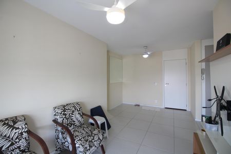 Sala de apartamento à venda com 2 quartos, 68m² em Barra Olímpica, Rio de Janeiro