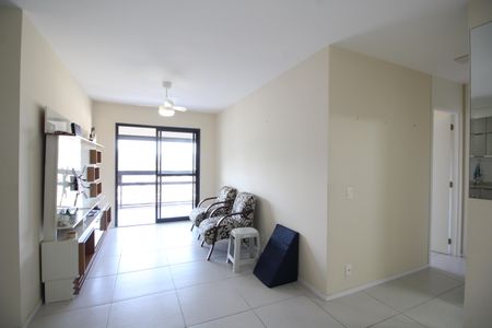Sala de apartamento à venda com 2 quartos, 68m² em Barra Olímpica, Rio de Janeiro