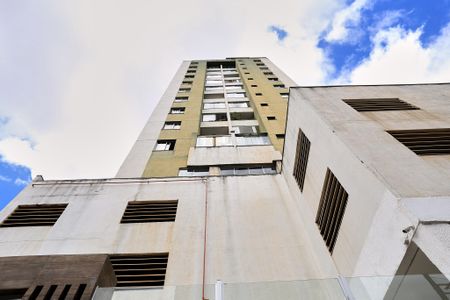 Apartamento à venda com 58m², 2 quartos e 1 vagaFachada