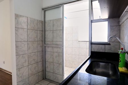 Apartamento à venda com 58m², 2 quartos e 1 vagaCozinha e Área de Serviço