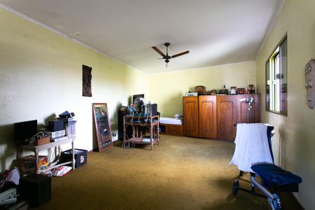 Quarto 2 de casa à venda com 4 quartos, 250m² em Vila Carrão, São Paulo