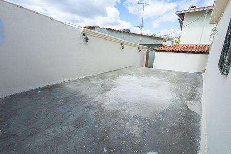 Casa para alugar com 120m², 2 quartos e sem vaga Casa para alugar com 120m², 2 quartos e sem vagaQuintal