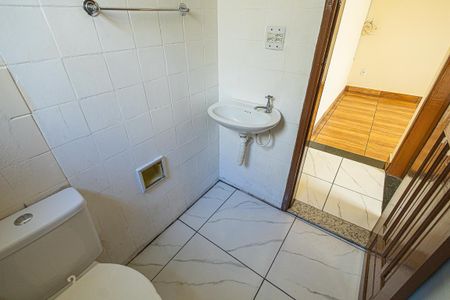 Casa para alugar com 120m², 2 quartos e sem vaga Casa para alugar com 120m², 2 quartos e sem vagaBanheiro