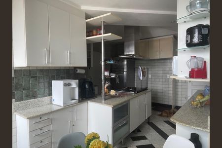 Cozinha de apartamento para alugar com 4 quartos, 188m² em Barra da Tijuca, Rio de Janeiro