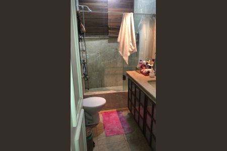 Apartamento para alugar com 188m², 4 quartos e 3 vagasBanheiro