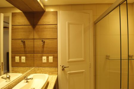 Apartamento para alugar com 90m², 2 quartos e 1 vagaBanheiro da Suíte 1