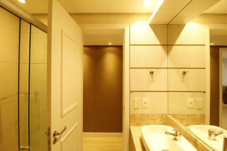 Apartamento para alugar com 90m², 2 quartos e 1 vagaBanheiro Social