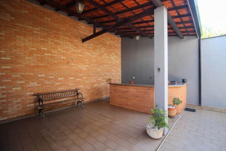 Casa para alugar com 360m², 3 quartos e 4 vagasÁrea comum