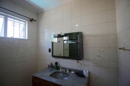 Casa para alugar com 360m², 3 quartos e 4 vagasBanheiro