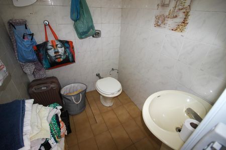 Casa para alugar com 360m², 3 quartos e 4 vagasBanheiro de Serviço