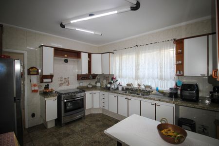 Casa para alugar com 360m², 3 quartos e 4 vagasCozinha