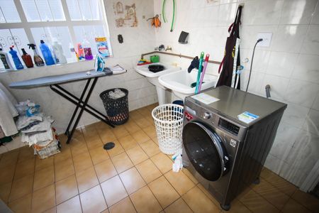 Casa para alugar com 360m², 3 quartos e 4 vagasÁrea de Serviço