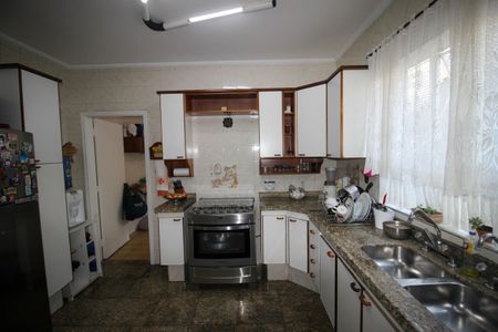 Casa para alugar com 360m², 3 quartos e 4 vagasCozinha