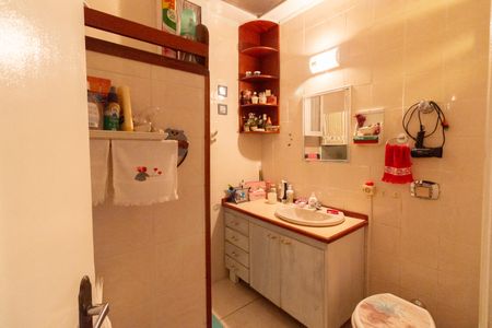 Casa à venda com 152m², 3 quartos e 1 vagaBanheiro