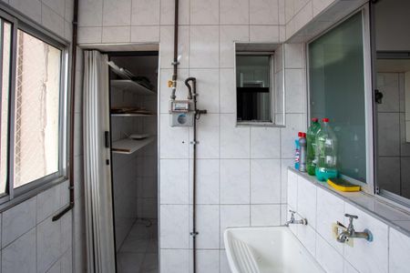 Apartamento para alugar com 75m², 3 quartos e 1 vagaÁrea de Serviço