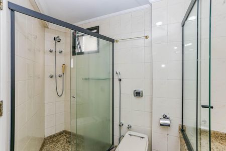 Apartamento à venda com 384m², 3 quartos e 4 vagasBanheiro da Suíte 3