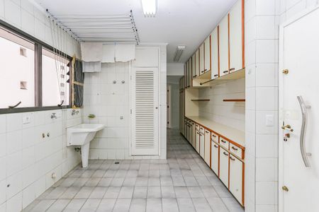 Apartamento à venda com 384m², 3 quartos e 4 vagasÁrea de Serviço