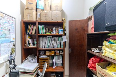 Apartamento à venda com 140m², 2 quartos e 2 vagasEscritório