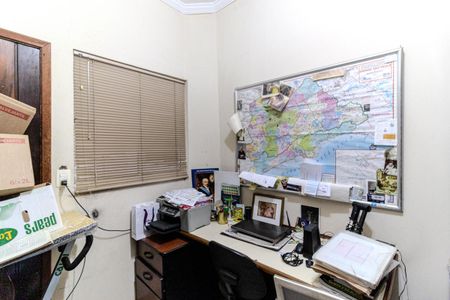 Apartamento à venda com 140m², 2 quartos e 2 vagasEscritório