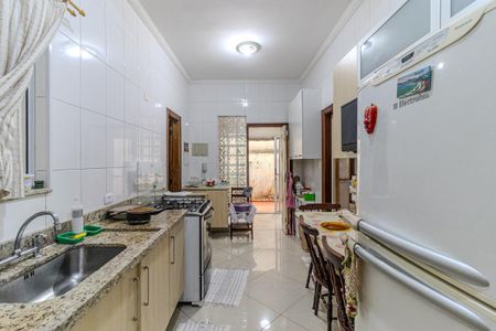 Apartamento à venda com 140m², 2 quartos e 2 vagasCozinha