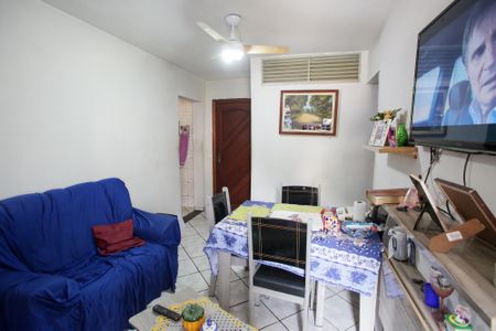 Sala de apartamento para alugar com 1 quarto, 45m² em Jacarepaguá, Rio de Janeiro