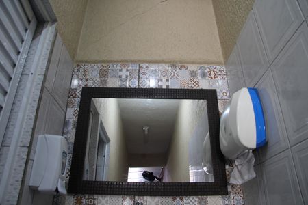 Casa à venda com 260m², 2 quartos e 3 vagasBanheiro 