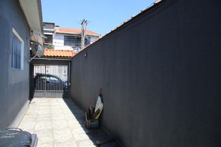 Casa à venda com 260m², 2 quartos e 3 vagasCorredor 