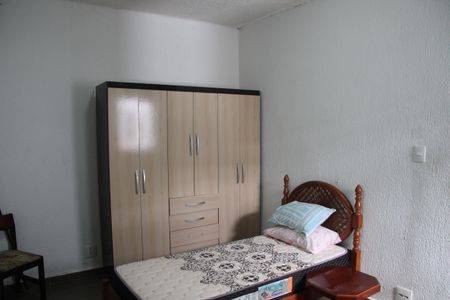 Casa à venda com 260m², 2 quartos e 3 vagasSuíte 